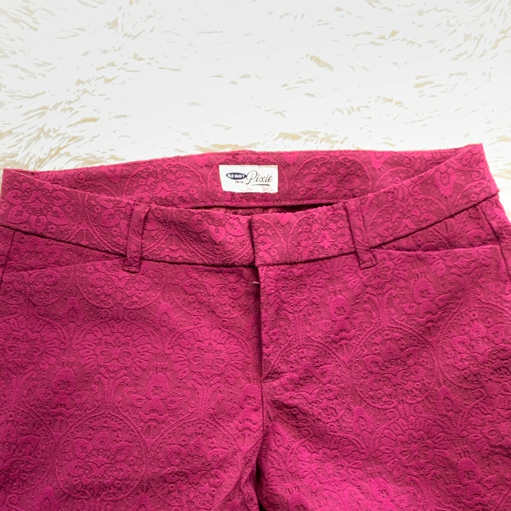 Old navy pixie pant magenta jacquard (RARE) - Picture 3 of 6